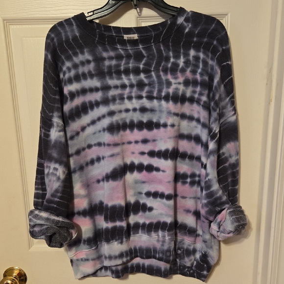 PINK Victoria's Secret Bamboo Multi Color Crew Sweatshirt - Picture 2 of 5